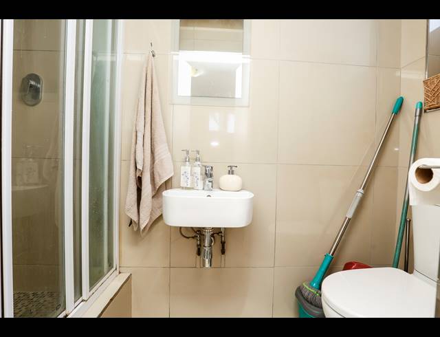 3 BEDROOM APARTMENT FOR SALE IN ESSENWOOD